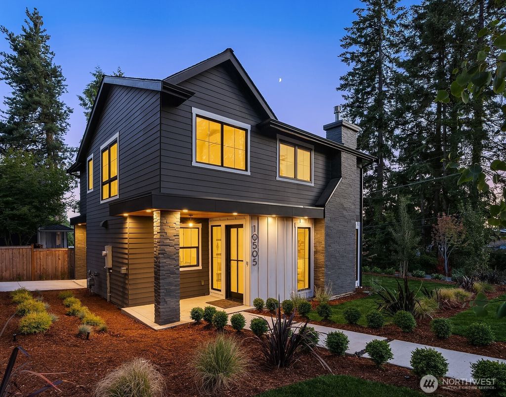 Photo of 10505 NE 112th Street, Kirkland, WA 98033 (MLS # 2425399)