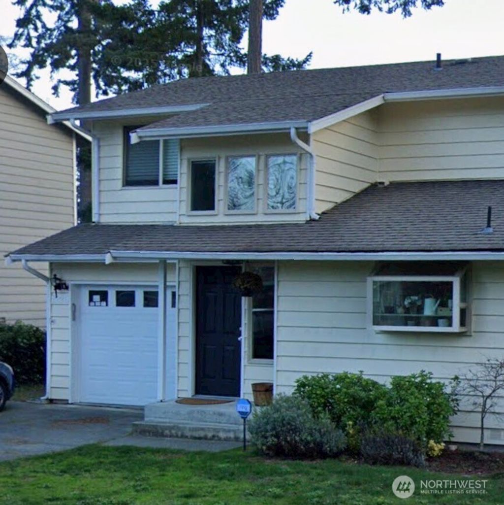 Photo of 1228 Lanyard Loop #B, Oak Harbor, WA 98277 (MLS # 2529182)