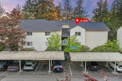 Photo of 1009 112th Street SE #A306, Everett, WA 98208 (MLS # 2523433)