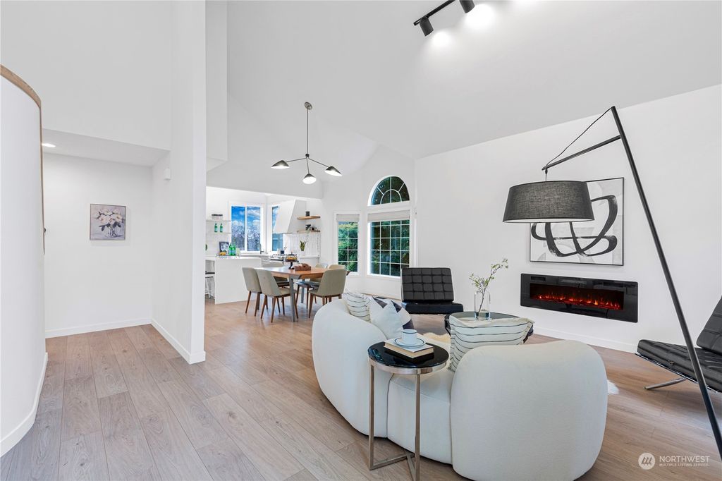 Photo of 12833 NE 141st Court, Kirkland, WA 98034 (MLS # 2206673)