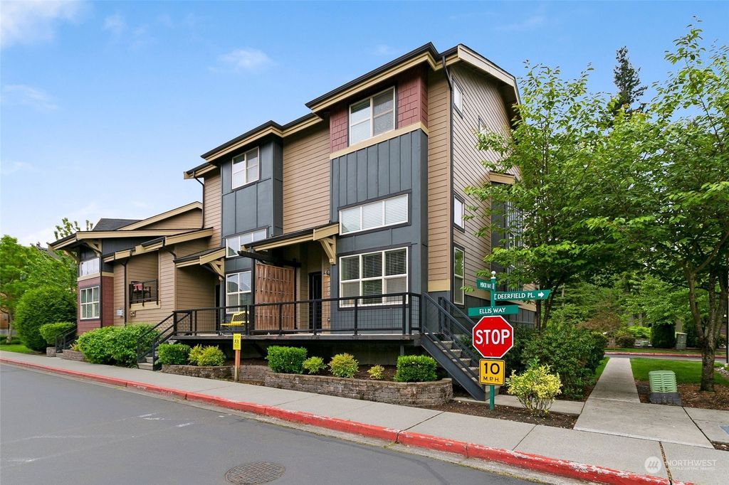 Photo of 4860 Deerfield Place, Mukilteo, WA 98275 (MLS # 2063487)