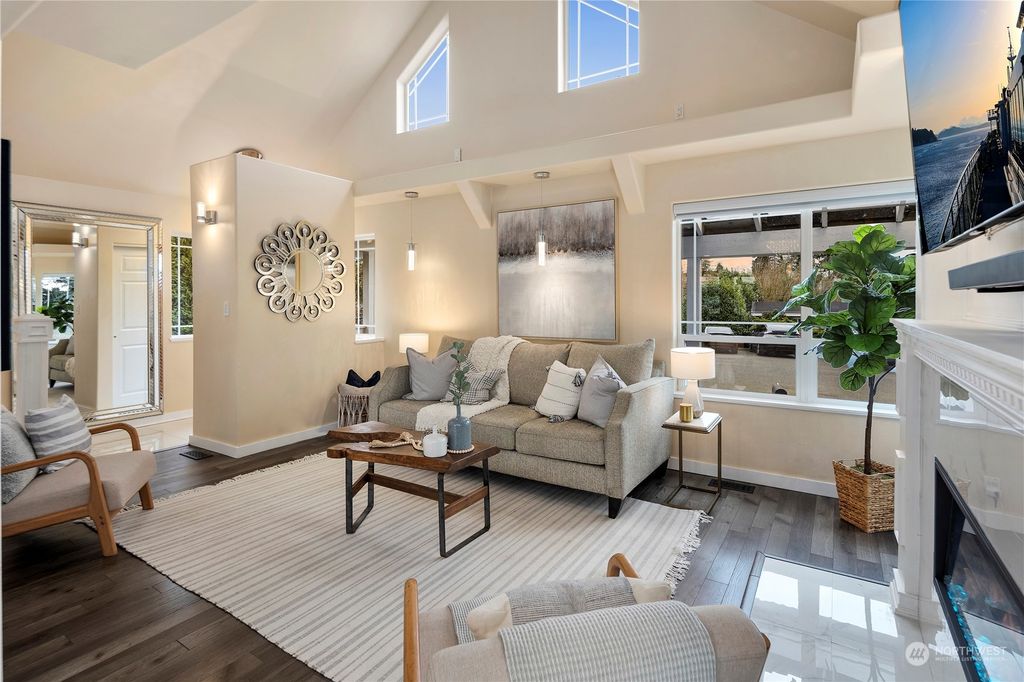 Photo of 9609 13th Avenue SW, Seattle, WA 98106 (MLS # 2232205)