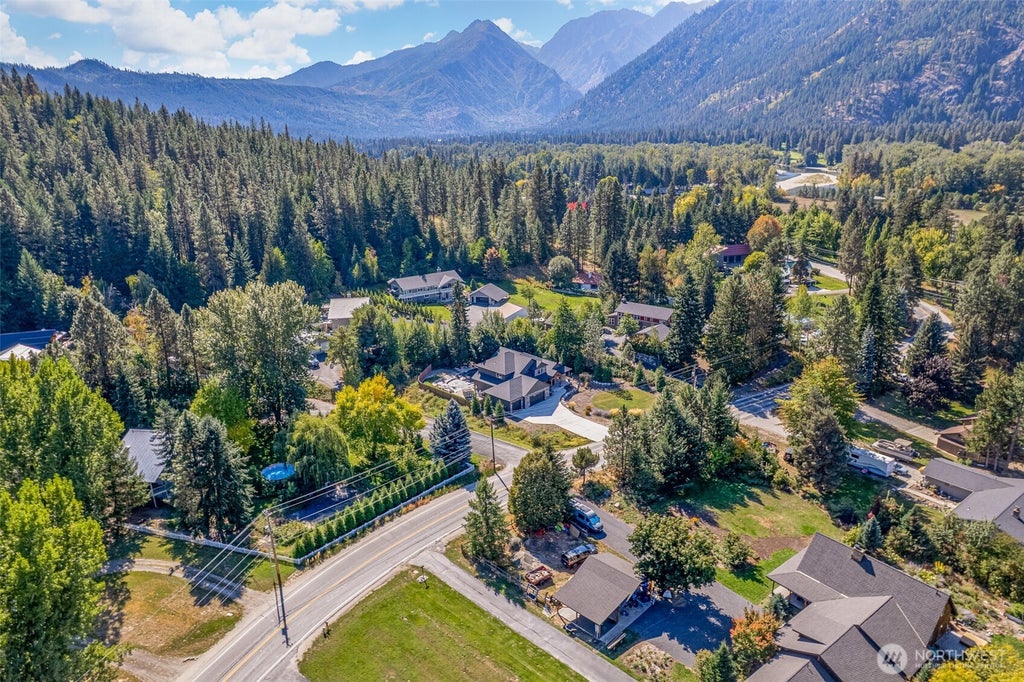 Photo of 9567 East Leavenworth Road RD, Leavenworth, WA 98826 (MLS # 2587310)