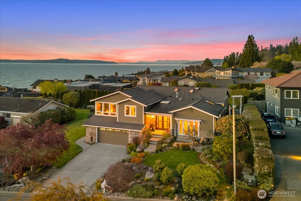 Photo of 831 Northstream Lane, Edmonds, WA 98020 (MLS # 2503763)