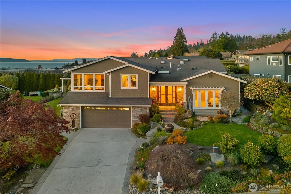 Photo of 831 Northstream Lane, Edmonds, WA 98020 (MLS # 2503763)