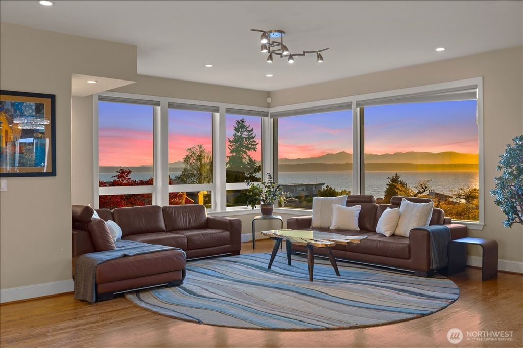 Photo of 831 Northstream Lane, Edmonds, WA 98020 (MLS # 2503763)