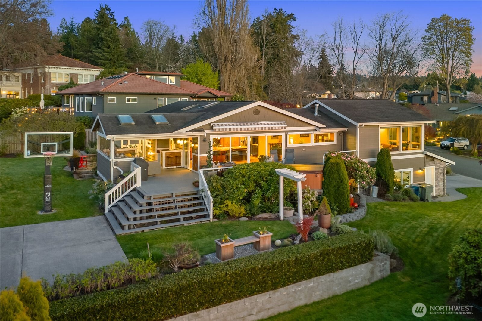 831 Northstream Lane