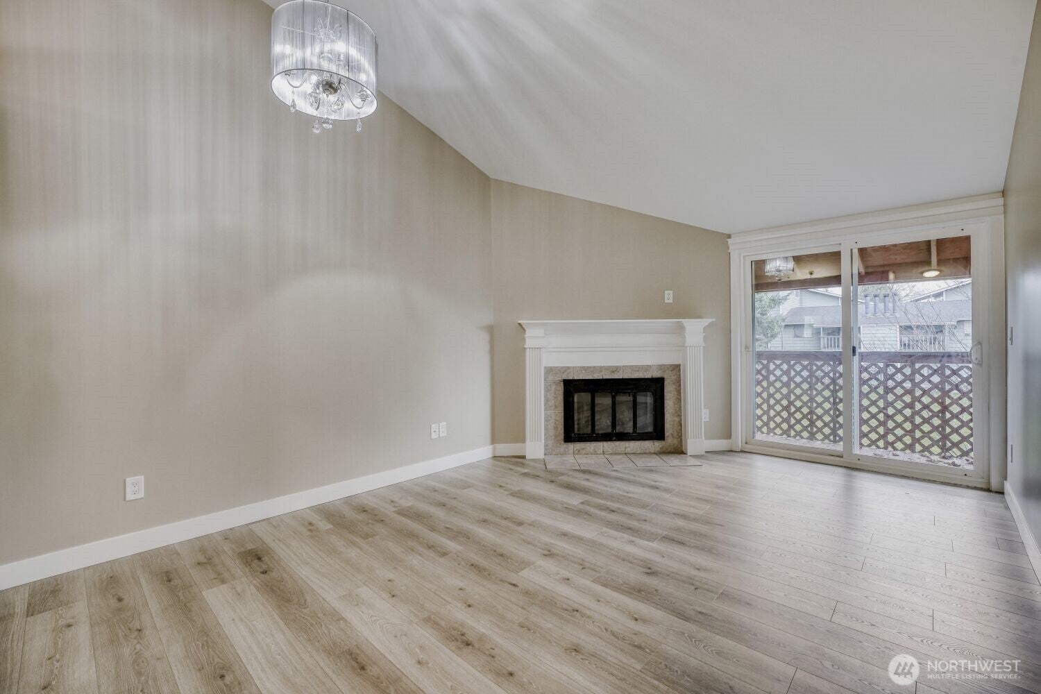 3402 I Street NE H202