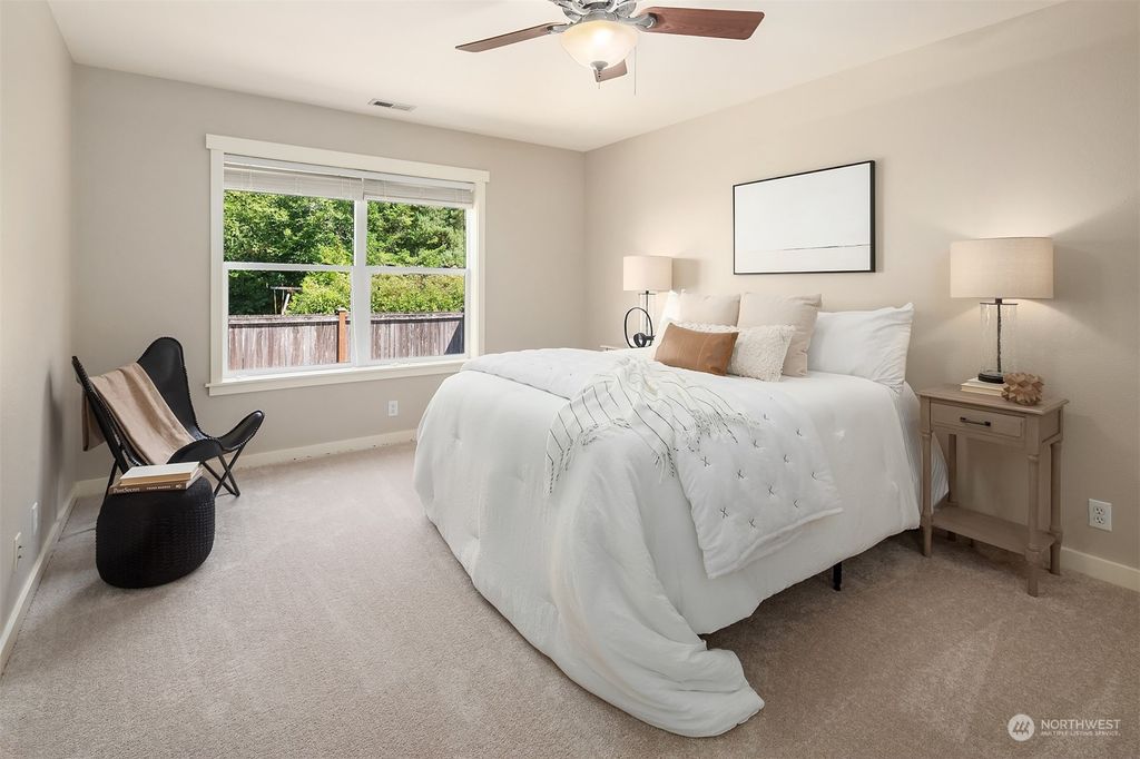 listing image 9360083474046746201