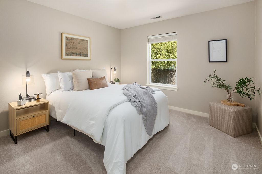 listing image 9368406524573475922