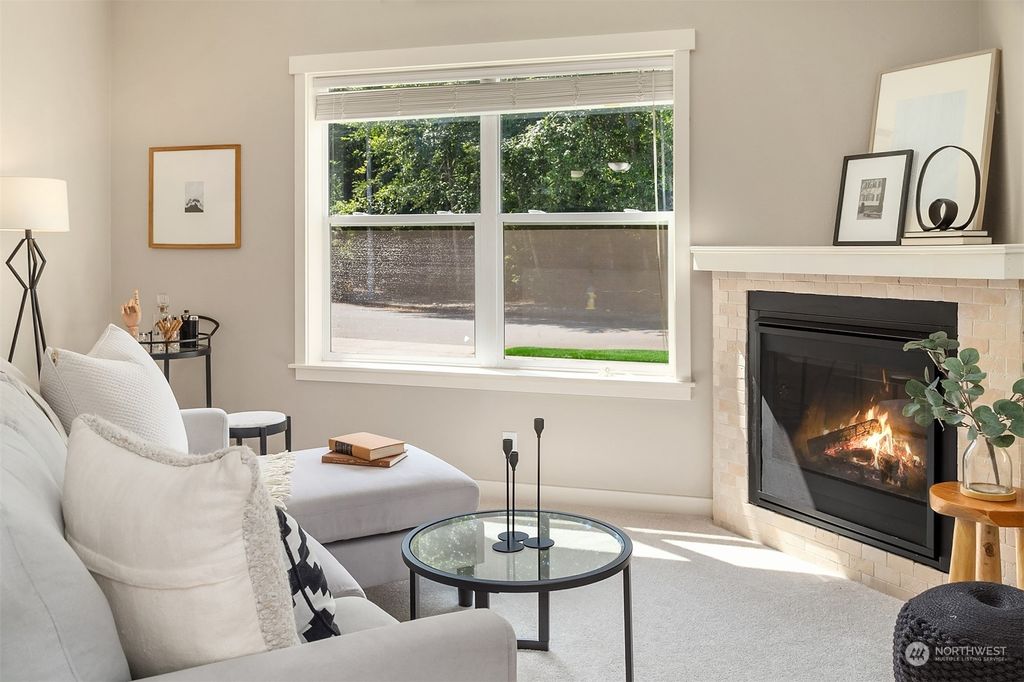 listing image 9365961141167520574