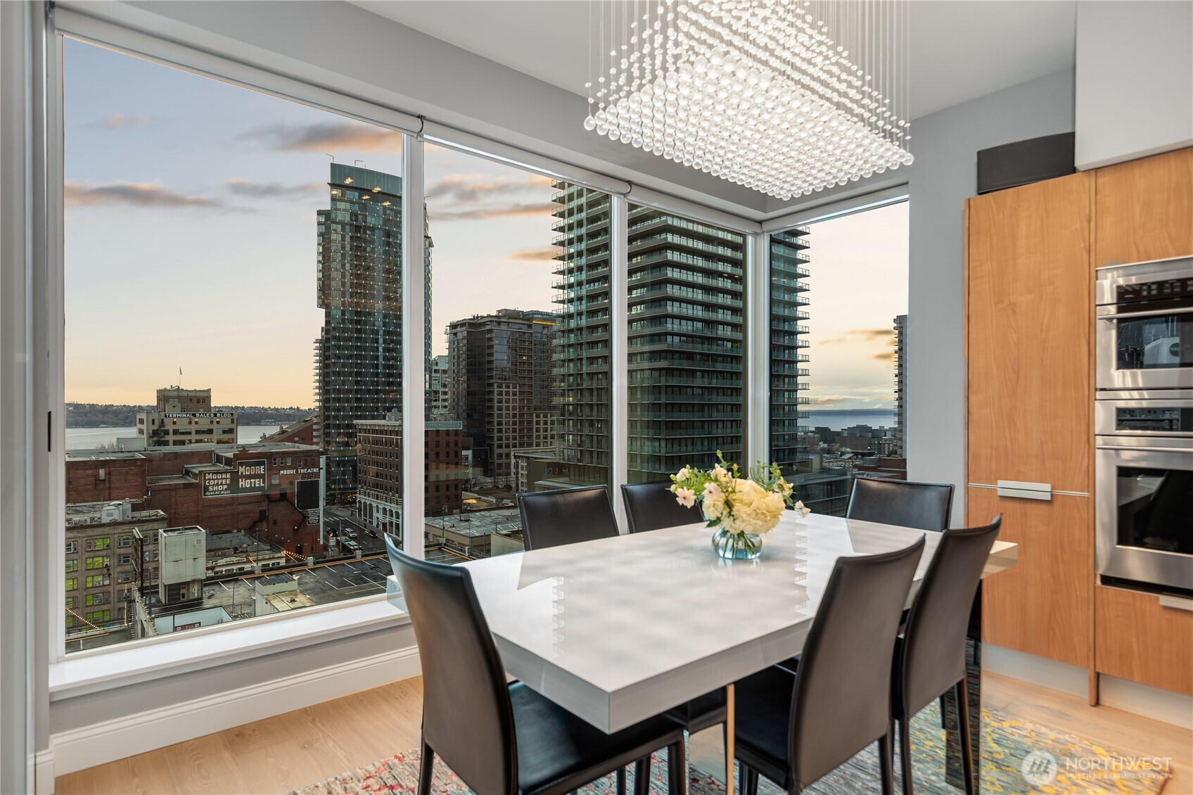 1920 4th Avenue 1405