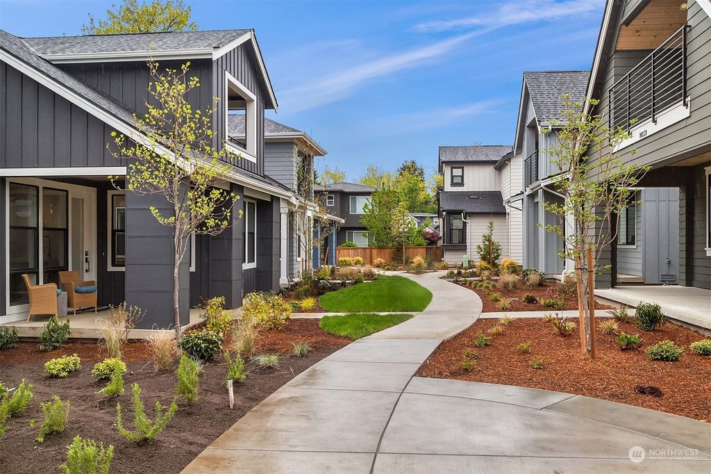 Photo of 10332 (HS 3) 135th Circle NE, Kirkland, WA 98033 (MLS # 2231599)