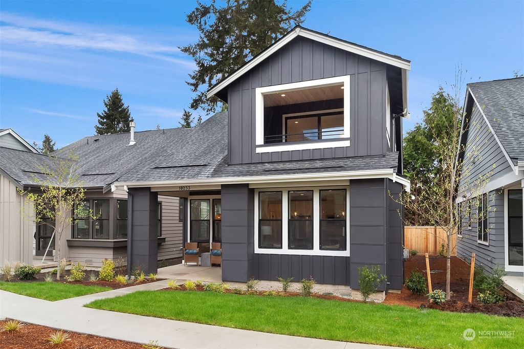 Photo of 10332 (HS 3) 135th Circle NE, Kirkland, WA 98033 (MLS # 2231599)