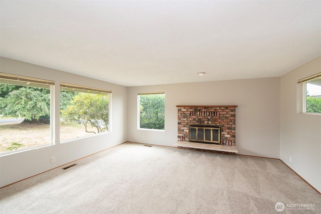 Photo of 860 Thornton Drive, Sequim, WA 98382 (MLS # 2546297)
