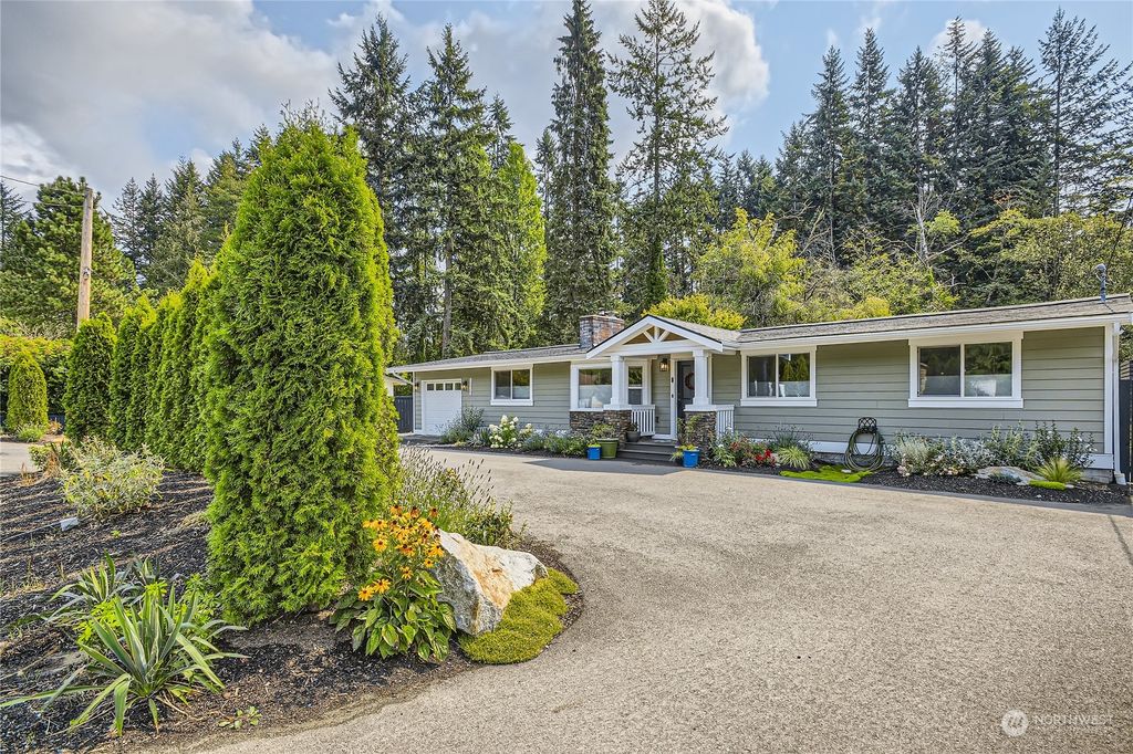 Photo of 13903 Manor Way, Lynnwood, WA 98087 (MLS # 2154114)