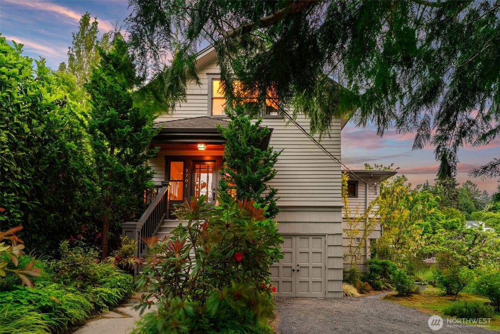 Photo of 2701 NE 94th Street, Seattle, WA 98115 (MLS # 2531103)