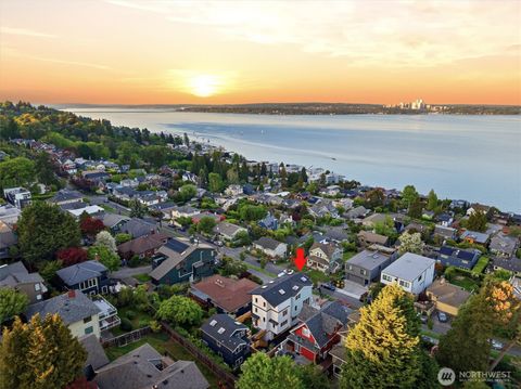 Photo of 909 32nd Avenue S #C, Seattle, WA 98144 (MLS # 2521217)