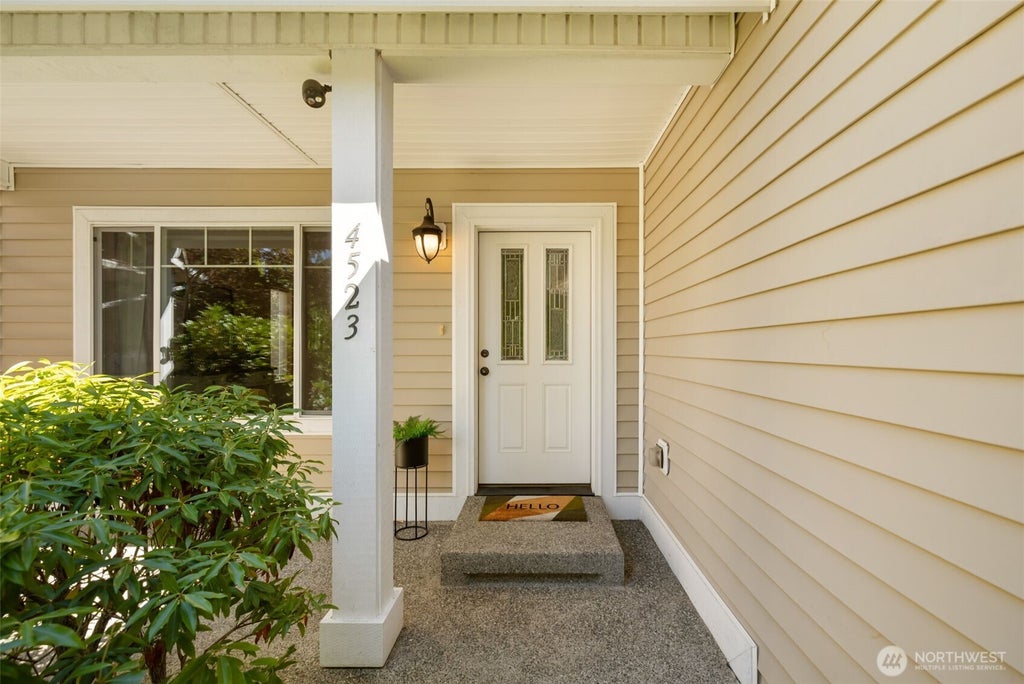 Photo of 4523 SE Bakken Court, Port Orchard, WA 98366 (MLS # 2576148)