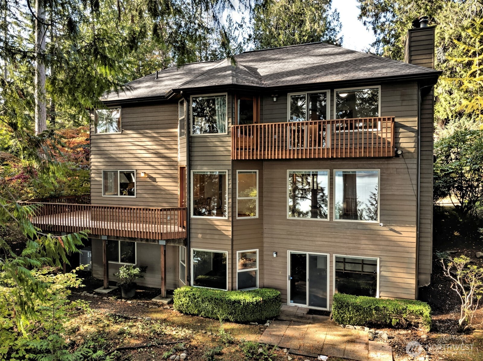 898 SE Dahman Road