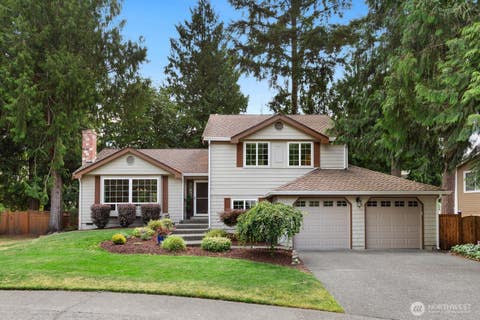 Photo of 13708 175th Ct NE CT, Redmond, WA 98052 (MLS # 2570425)