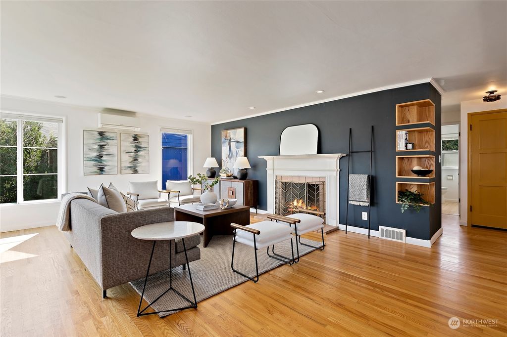 Photo of 3415 37th Avenue W, Seattle, WA 98199 (MLS # 2289445)