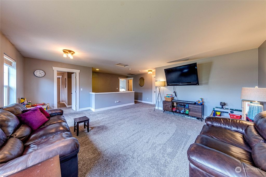 listing image 9363151319703320394