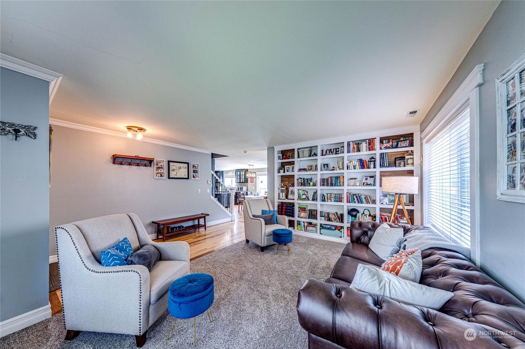 listing image 9360638593485963360