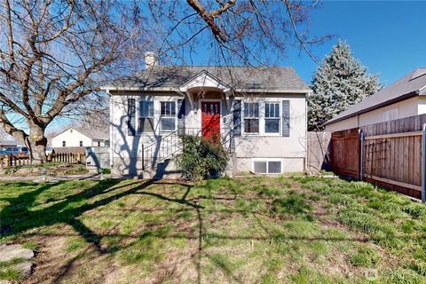 Photo of 405 SE 8th Street, College Place, WA 99324 (MLS # 2456655)