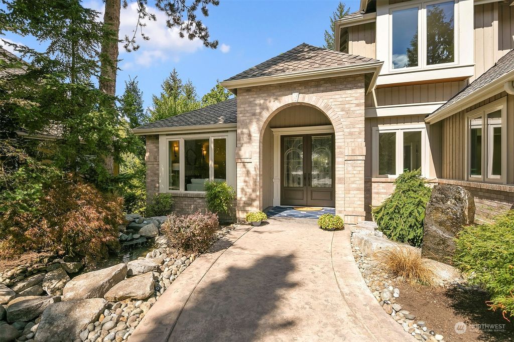 Photo of 5428 174th Place SE, Bellevue, WA 98006 (MLS # 2153493)