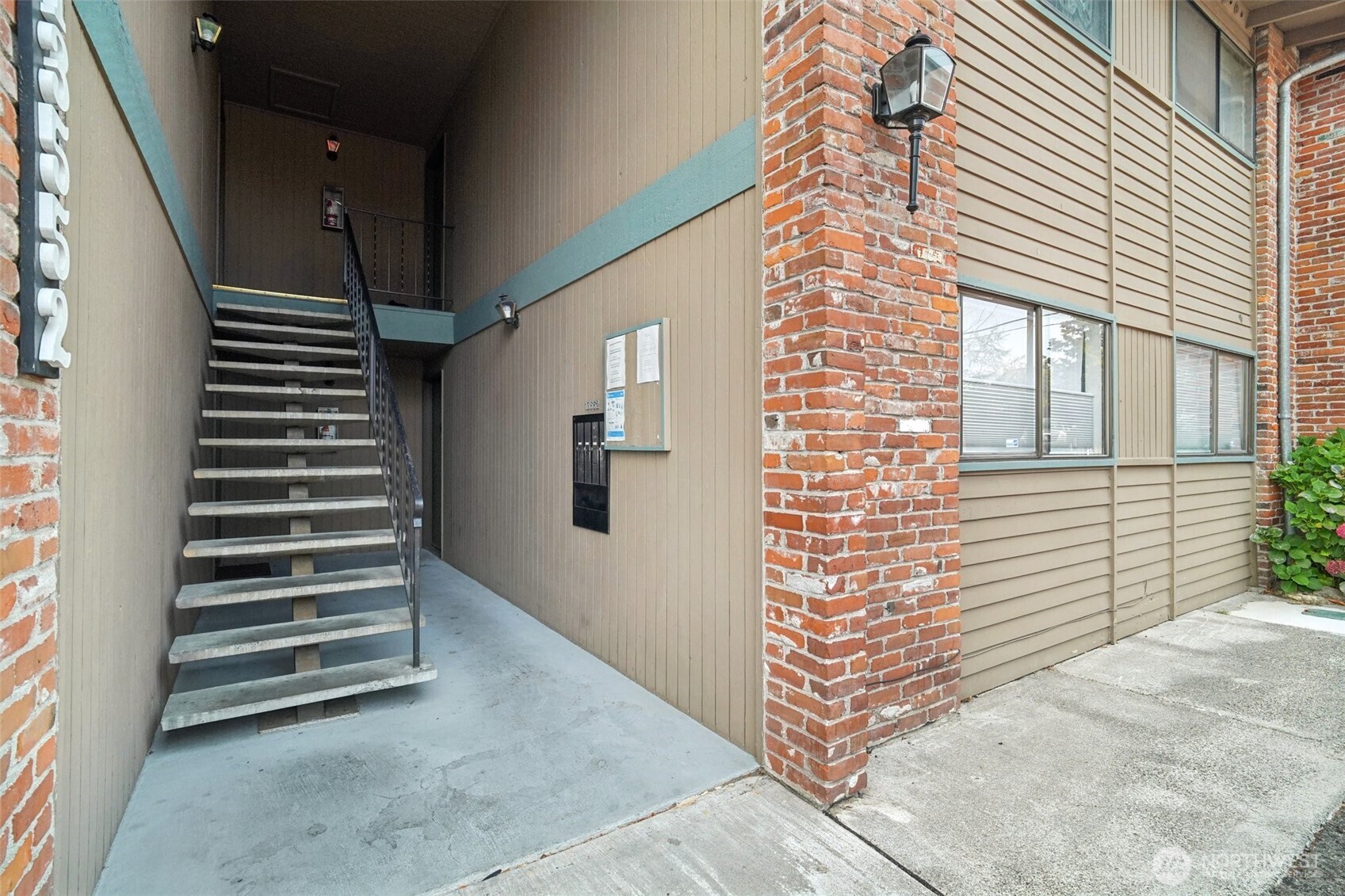 13552 37th Avenue S 7