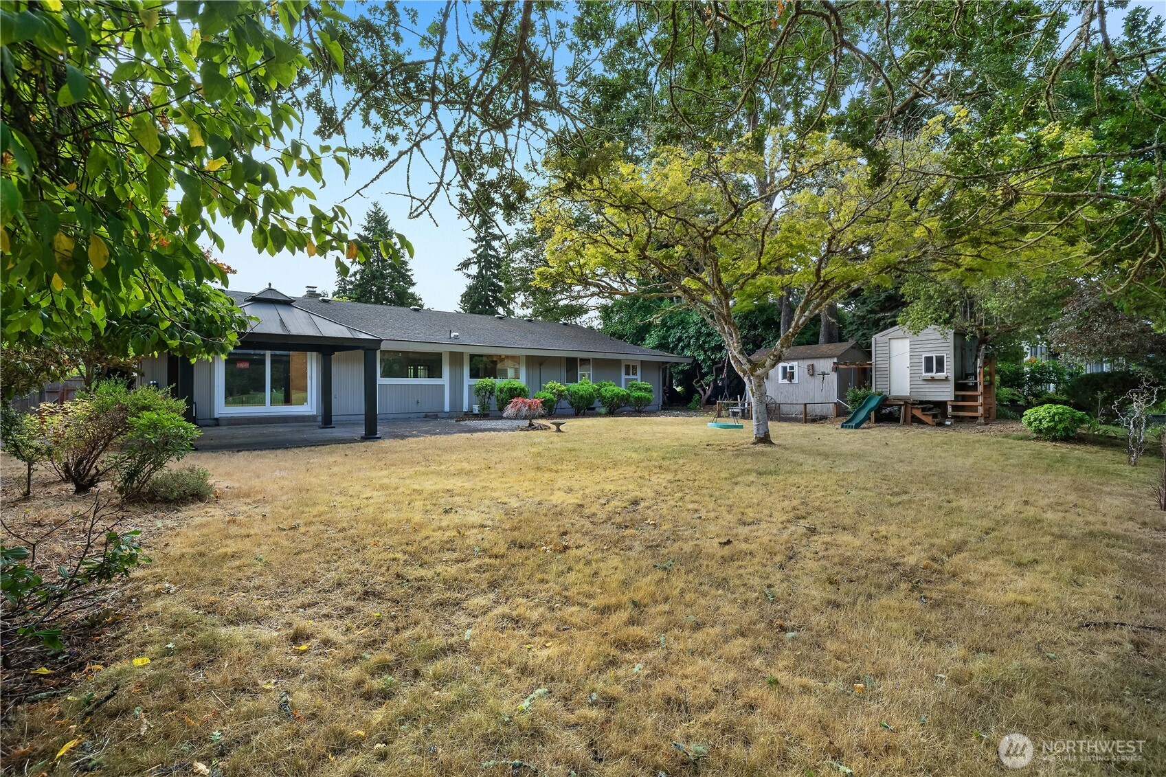 8001 Sapphire Drive SW