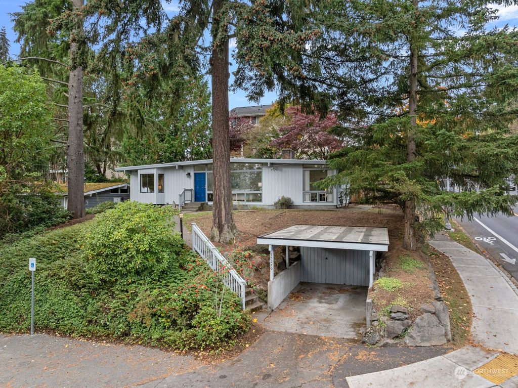 Photo of 15279 Densmore Avenue N, Shoreline, WA 98133 (MLS # 2303995)