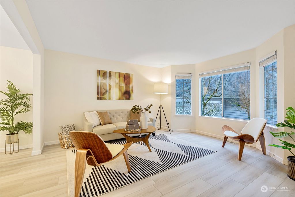 Photo of 4224 144th Lane SE, Bellevue, WA 98006 (MLS # 2194484)