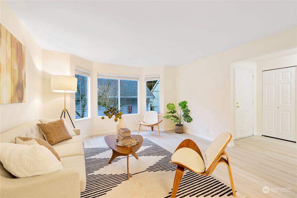 Photo of 4224 144th Lane SE, Bellevue, WA 98006 (MLS # 2194484)