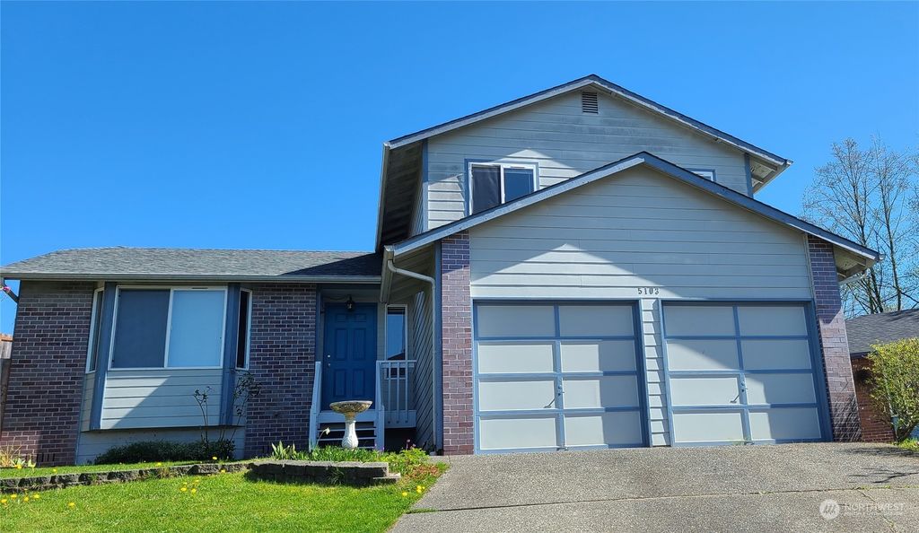 Photo of 5103 NE 69th Avenue, Marysville, WA 98270 (MLS # 2061985)