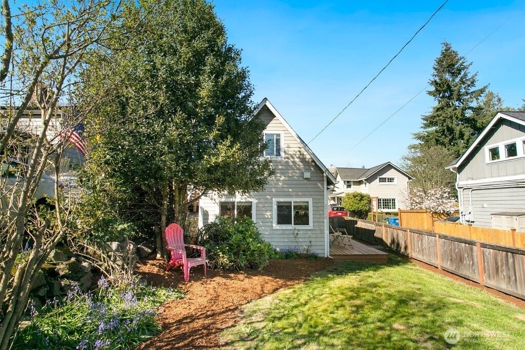 Photo of 3710 SW 106th Street, Seattle, WA 98146 (MLS # 2507476)