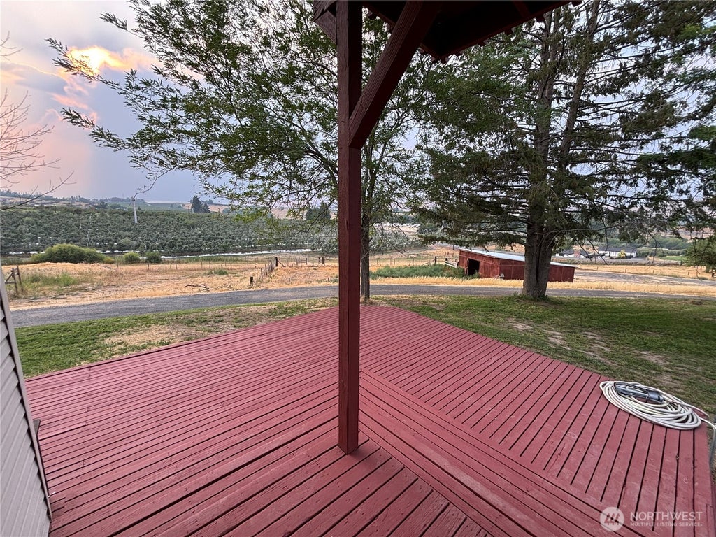 Photo of 1701 Reservoir Loop Road, Selah, WA 98942 (MLS # 2583660)