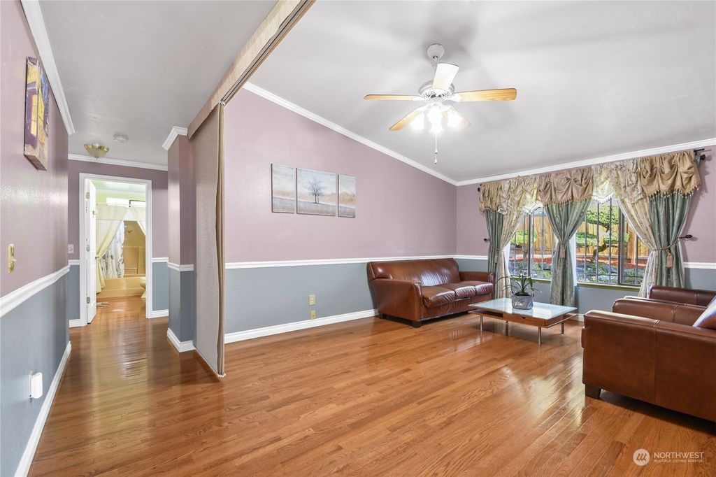 Photo of 31108 11th Place SW, Federal Way, WA 98023 (MLS # 2173107)
