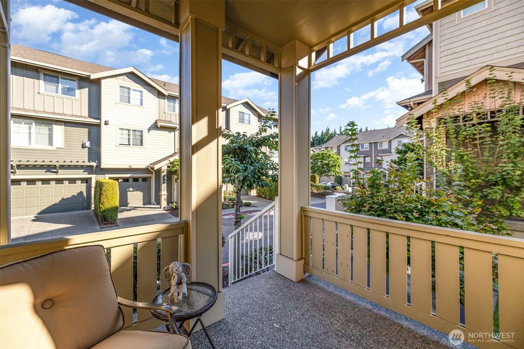 Photo of 325 Chelan Place NE #D1, Renton, WA 98059 (MLS # 2456336)