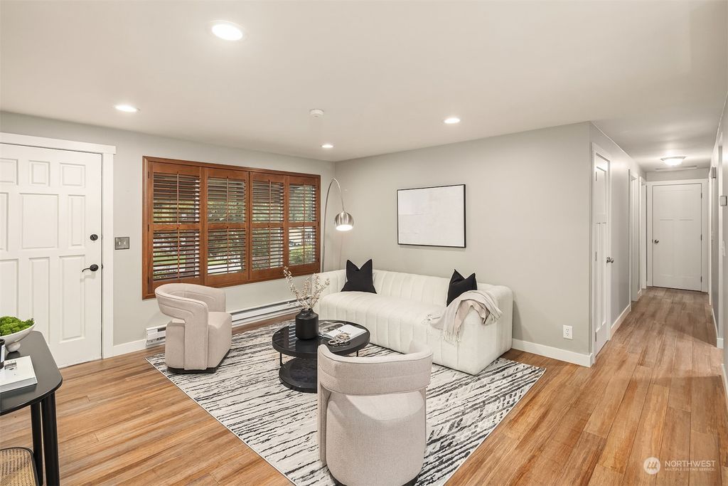 Photo of 17709 199th Avenue NE, Woodinville, WA 98077 (MLS # 2223282)