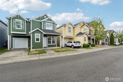 Photo of 11522 7th Avenue Ct E, Tacoma, WA 98445 (MLS # 2570085)