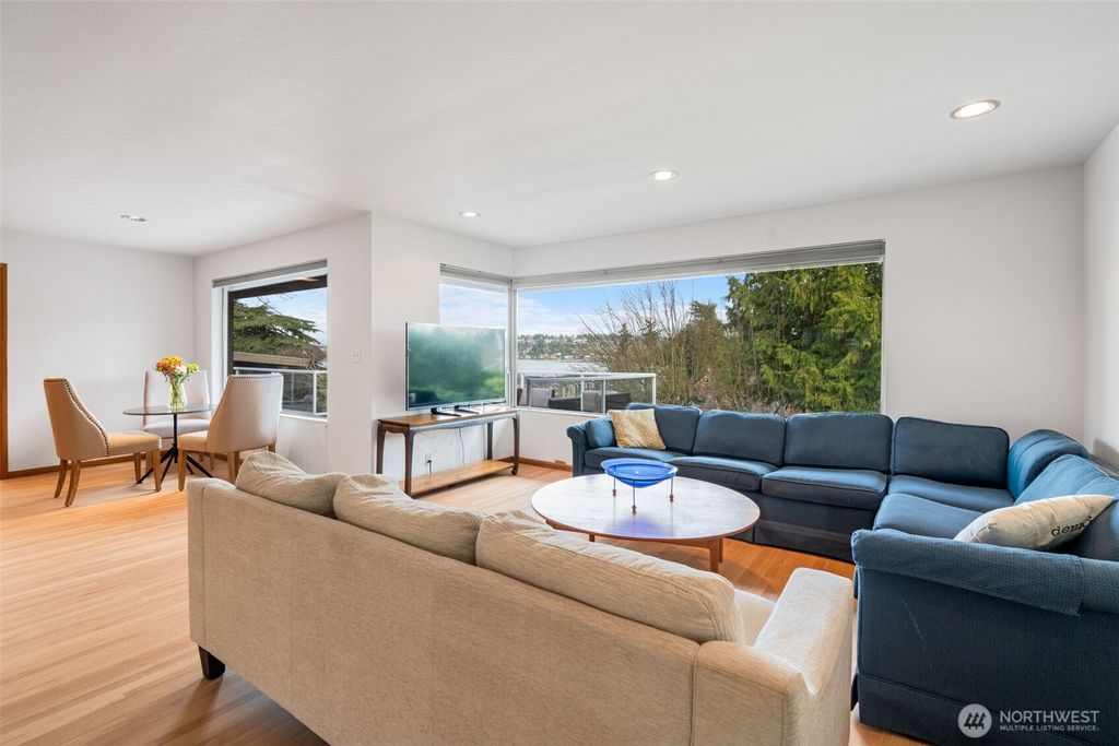 Photo of 4026 48th Avenue S, Seattle, WA 98118 (MLS # 2478641)