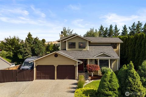 Photo of 813 NE 12th Street, East Wenatchee, WA 98802 (MLS # 2539585)