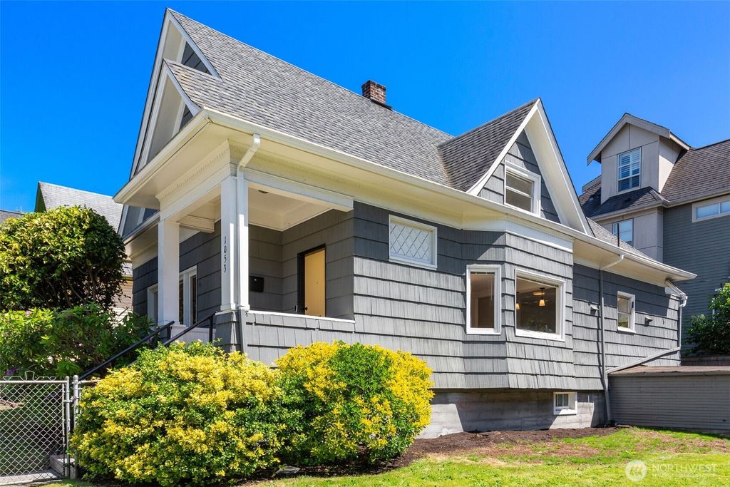 Photo of 1053 E Harrison Street, Seattle, WA 98102 (MLS # 2387245)