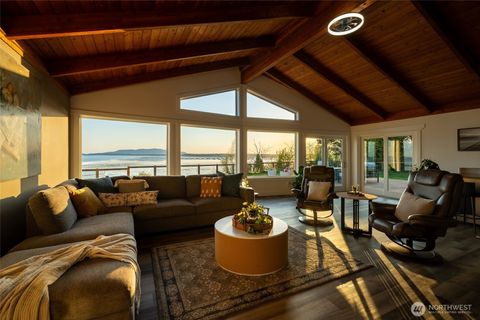 Photo of 3161 Locust Avenue, Bellingham, WA 98225 (MLS # 2401213)