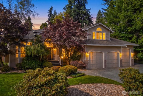 Photo of 18404 Homeview Drive, Edmonds, WA 98026 (MLS # 2589773)