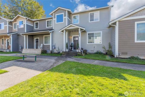 Photo of 8337 175th Street E, Puyallup, WA 98375 (MLS # 2438021)