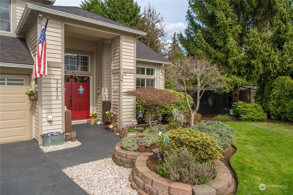 Photo of 31410 117th Place SE, Auburn, WA 98092 (MLS # 2052779)