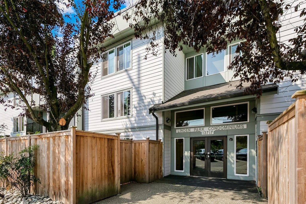 Photo of 13717 Linden Avenue N #104, Seattle, WA 98133 (MLS # 2598120)